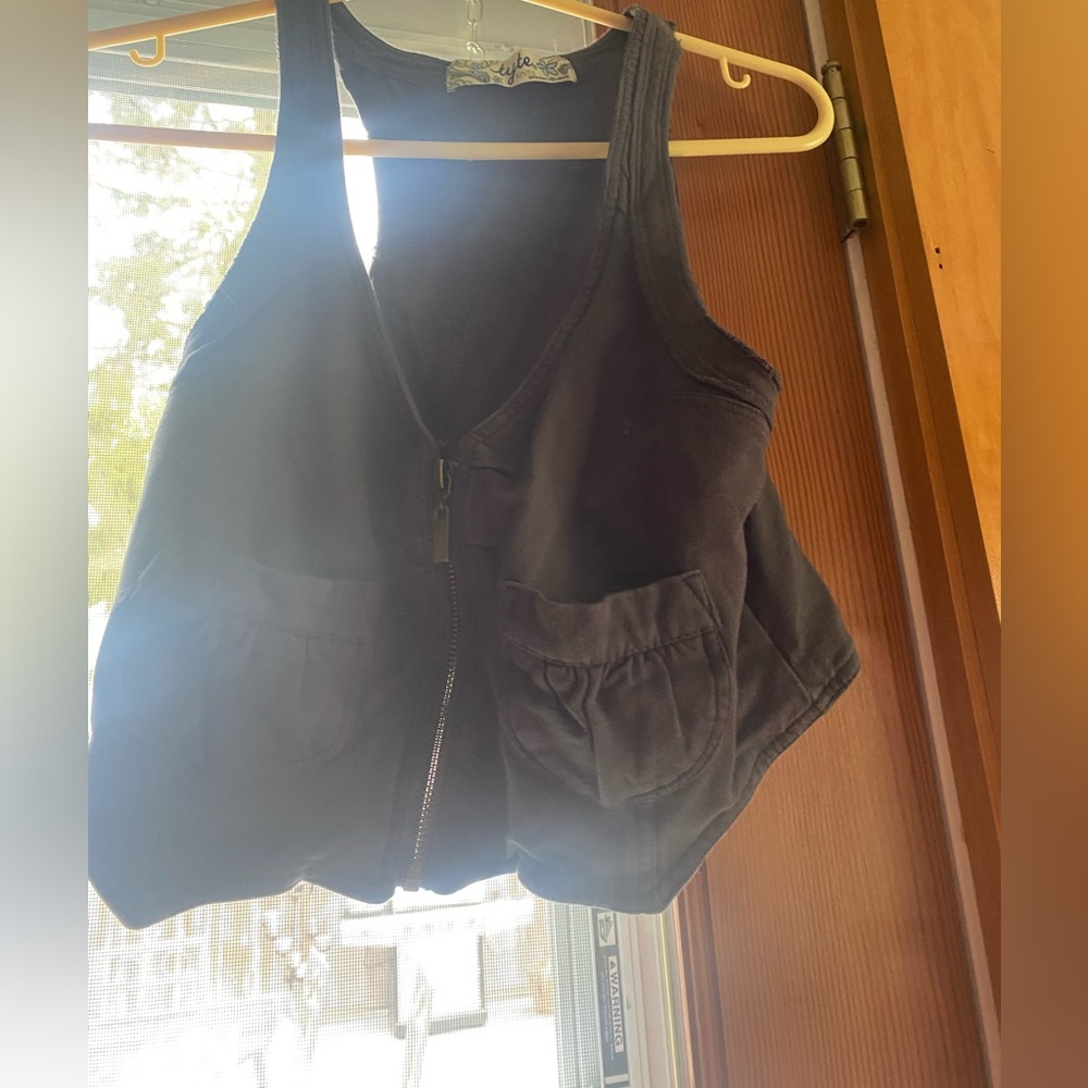 Women’s vest